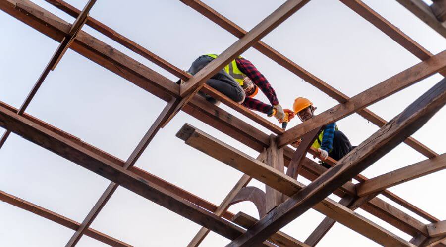 Expert new roof installation services in Mascot, TN